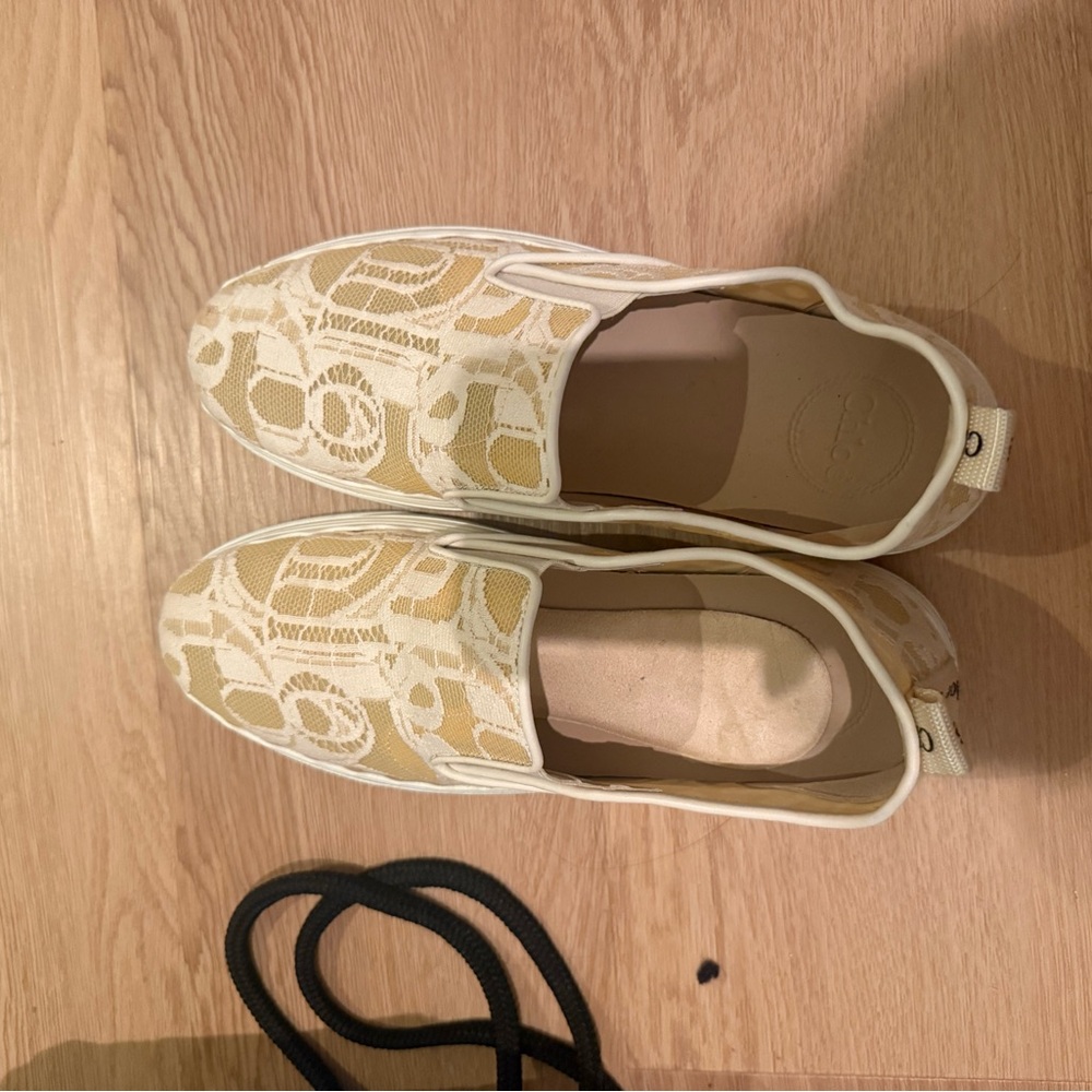 Discounted!!!Chloe lace beige slipon